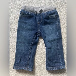 EUC jeans size 6-9 month